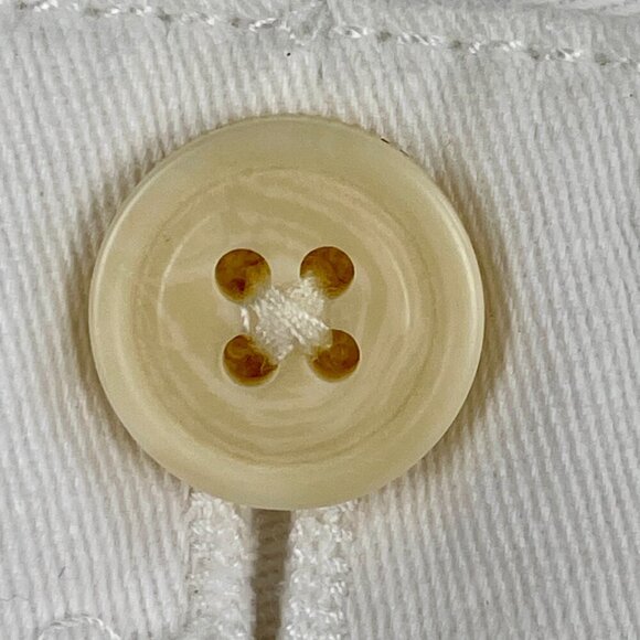 NWT Izod Saltwater Stretch Flat Front Washed Chino Cotton Short White Men's 38W - Picture 8 of 13